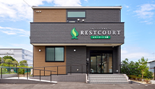 レストコート八尾